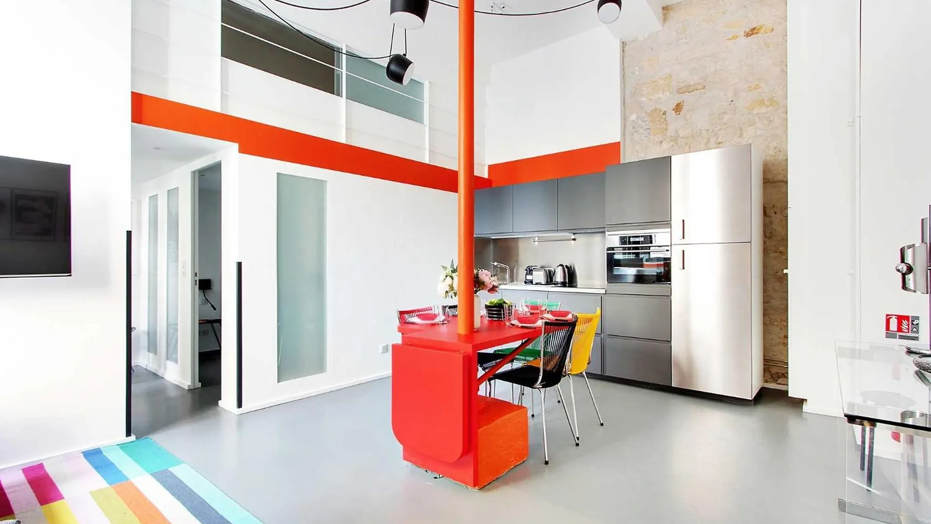 Authentic - 2br-6p - Le Marais